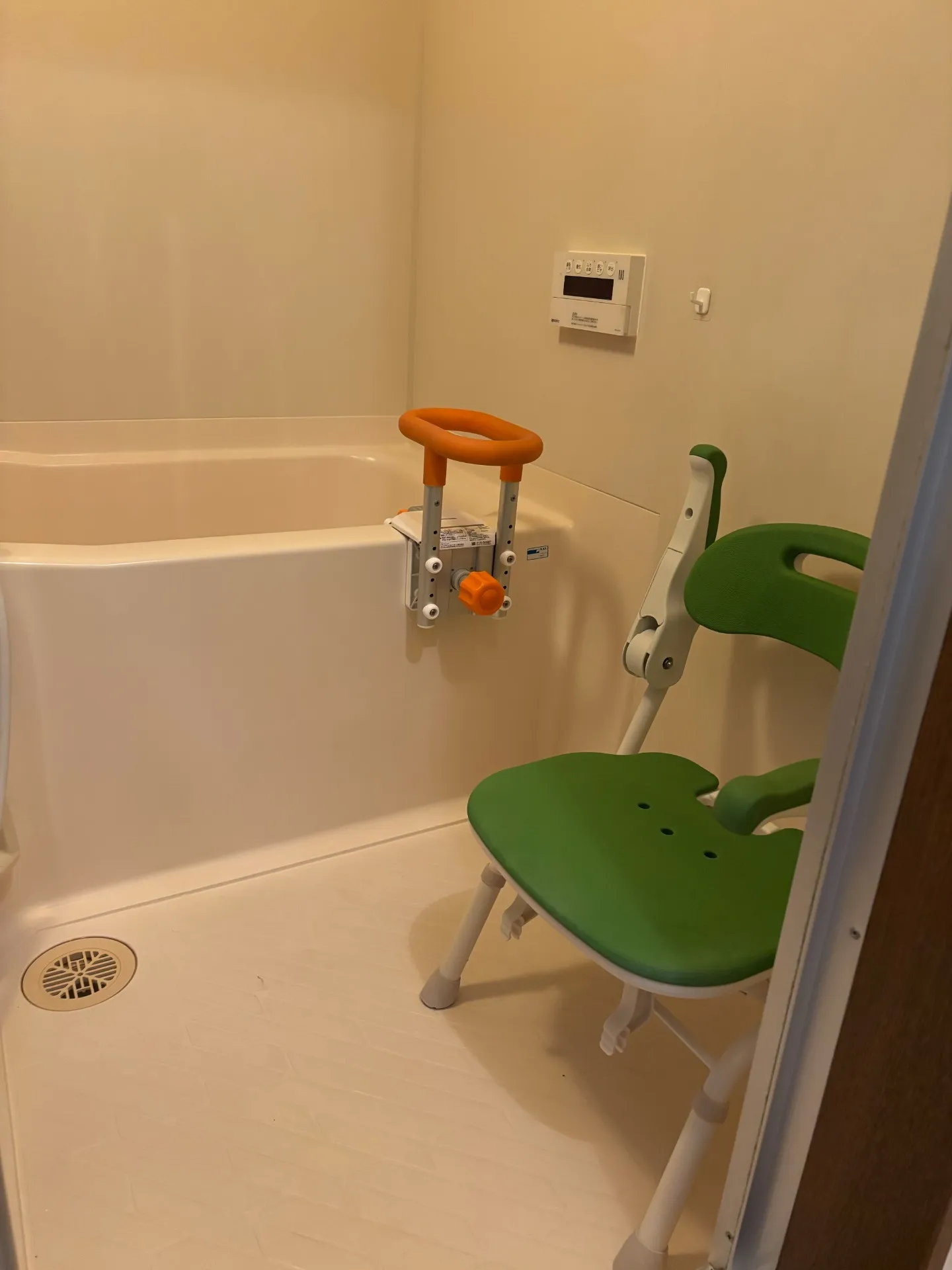 【宮前区シェアハウス準備中】福祉機器設置中!